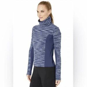 NWT Nike Pro Hyperwarm turtleneck